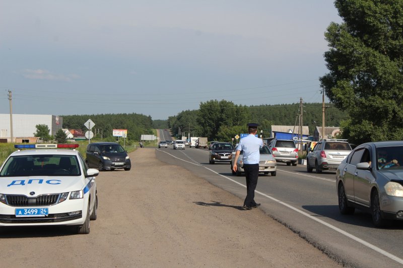 В Минусинске сотрудники полиции совместно с общественниками провели рейдовые мероприятия