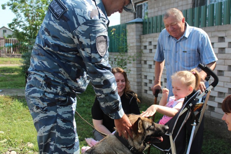 В Минусинске полицейские и общественники помогли юным жителям приблизиться к своей мечте